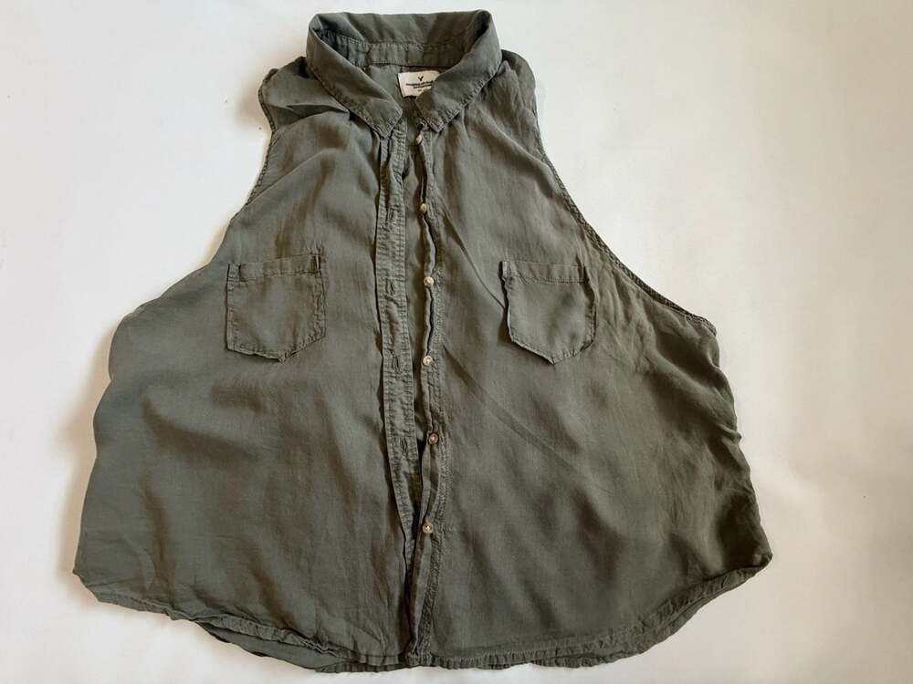 American Eagle Shirt Womens XXL Olive Green Sleeveless Button Up Utility Pocket